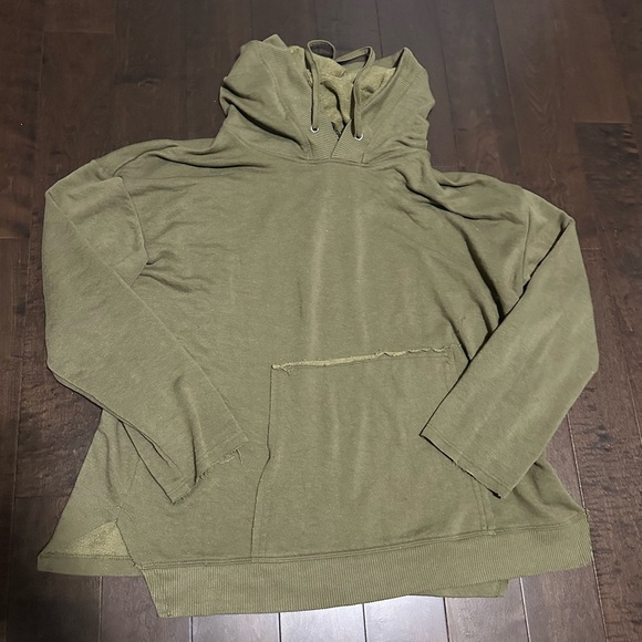 Zara Tops - Women's Zara Oversized Hoodie in Army Green - Size Small